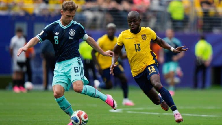 Ecuador Stuns Germany 2-1 to Reach FIFA World Cup 2026 Knockout Stage